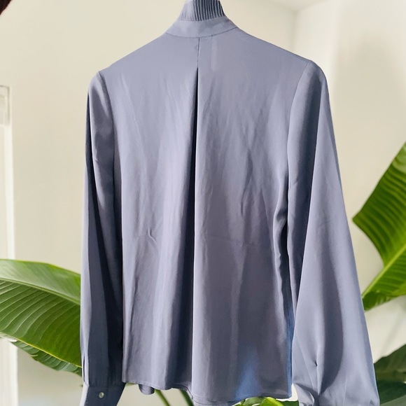 Express Button Down Shirt - Picture 3 of 4